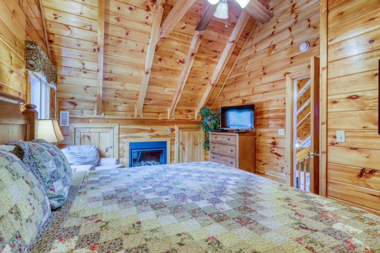 Above All Pigeon Forge Exterior foto
